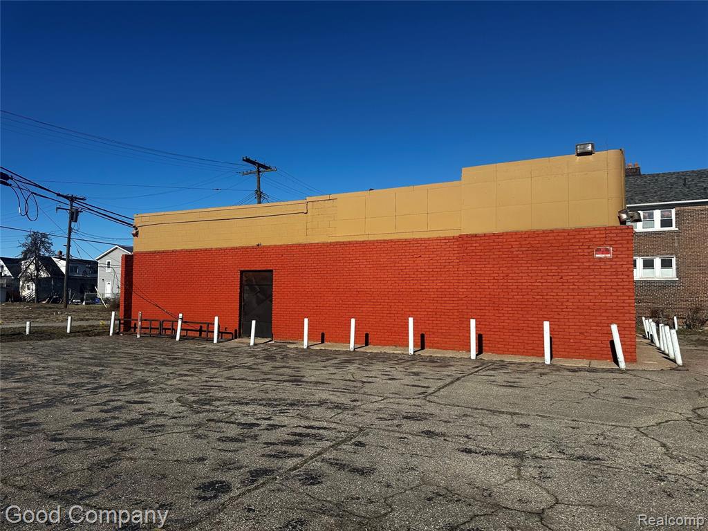 8501 Mount Elliott Street, Detroit, MI 48211