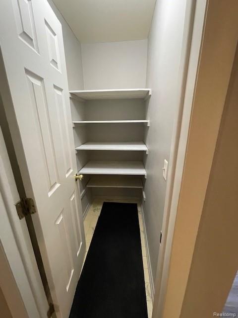 16544 Clarkson Drive, 36, Fraser, MI 48026 — Photo 11