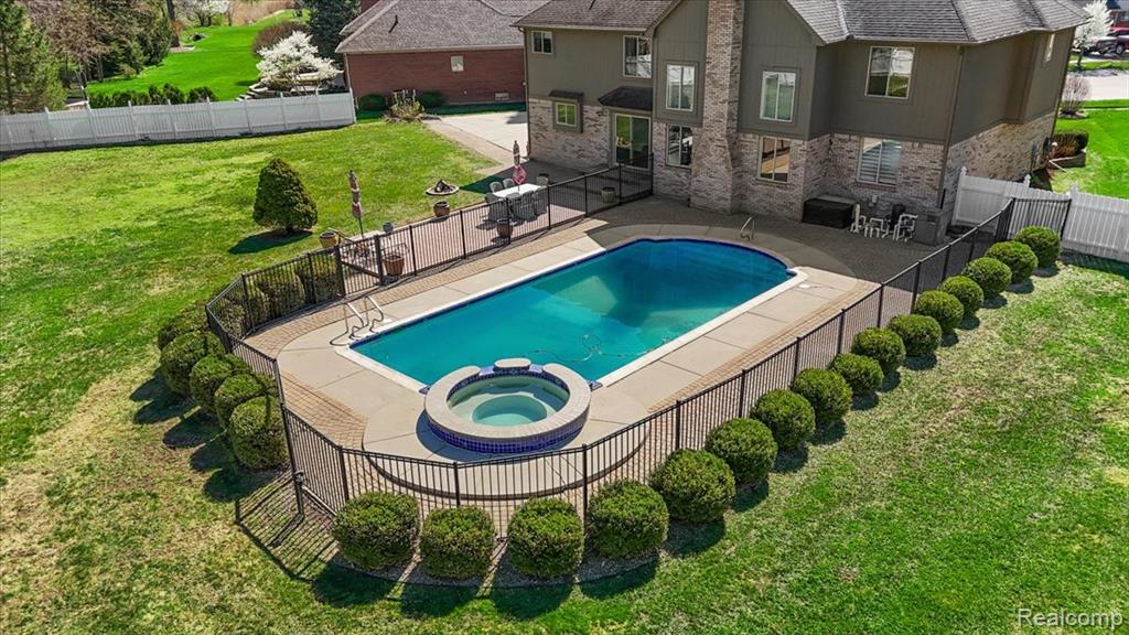 49931 Shelby Creek Drive, Utica, MI 48317 — Photo 72