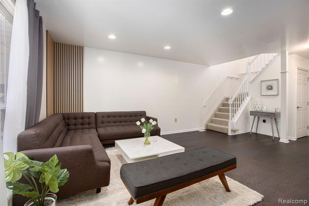 3091 AILSA CRAIG Drive, Ann Arbor, MI 48108 — Photo 7