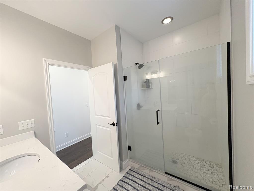 54311 Lawson Creek Drive, Utica, MI 48316 — Photo 27
