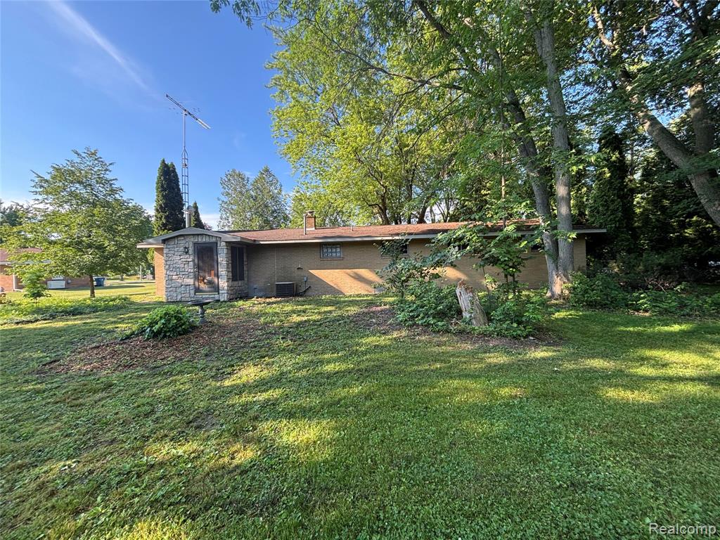 709 E Michigan Avenue E, Au Gres, MI 48703 — Photo 13