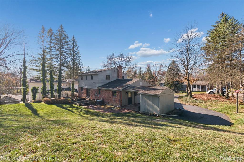5621 Eastman Boulevard, West Bloomfield, MI 48323 — Photo 56