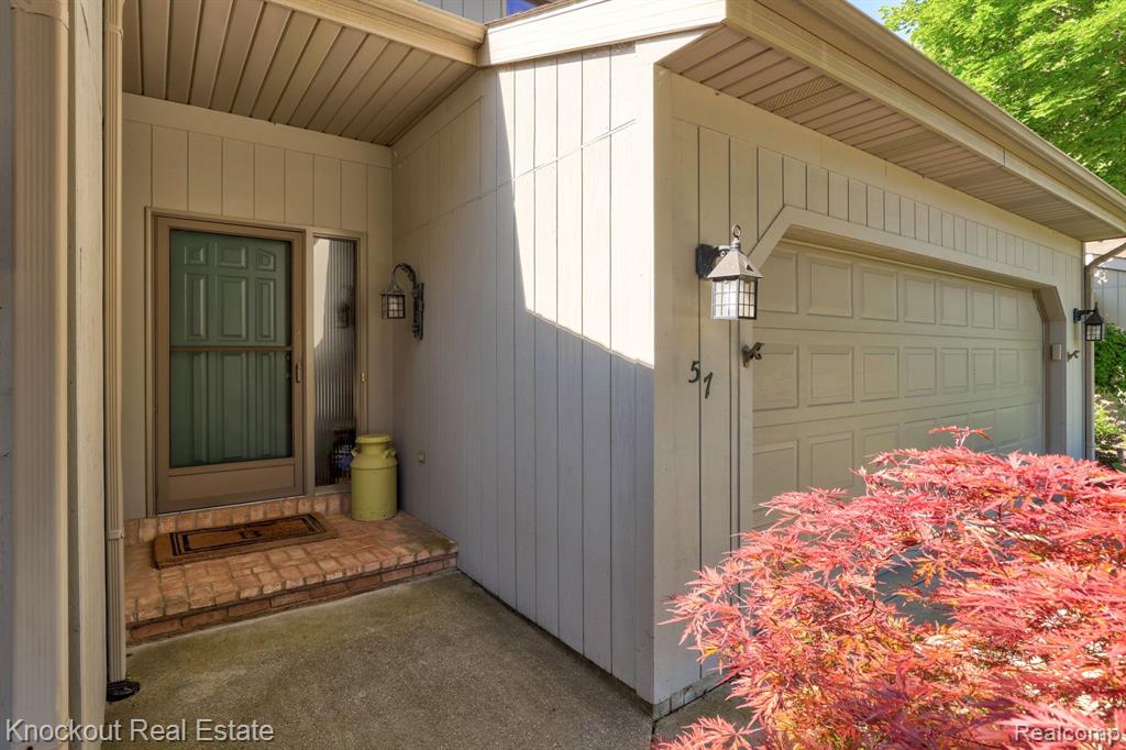 57 PINE GROVE Drive, Frankenmuth, MI 48734 — Photo 5