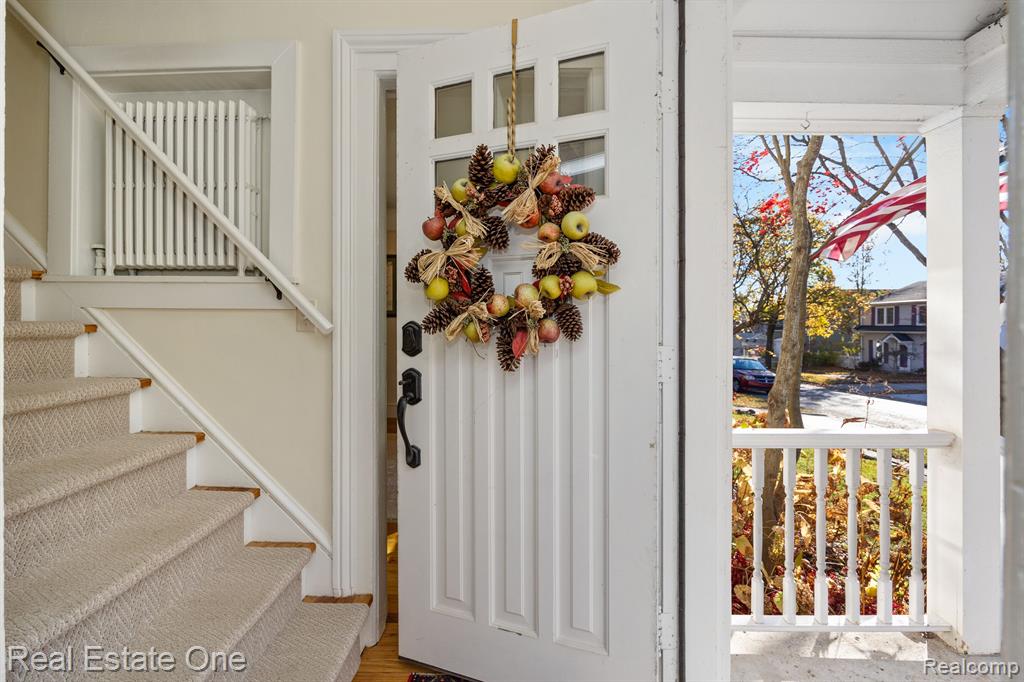 534 UNION Street, Milford, MI 48381 — Photo 2