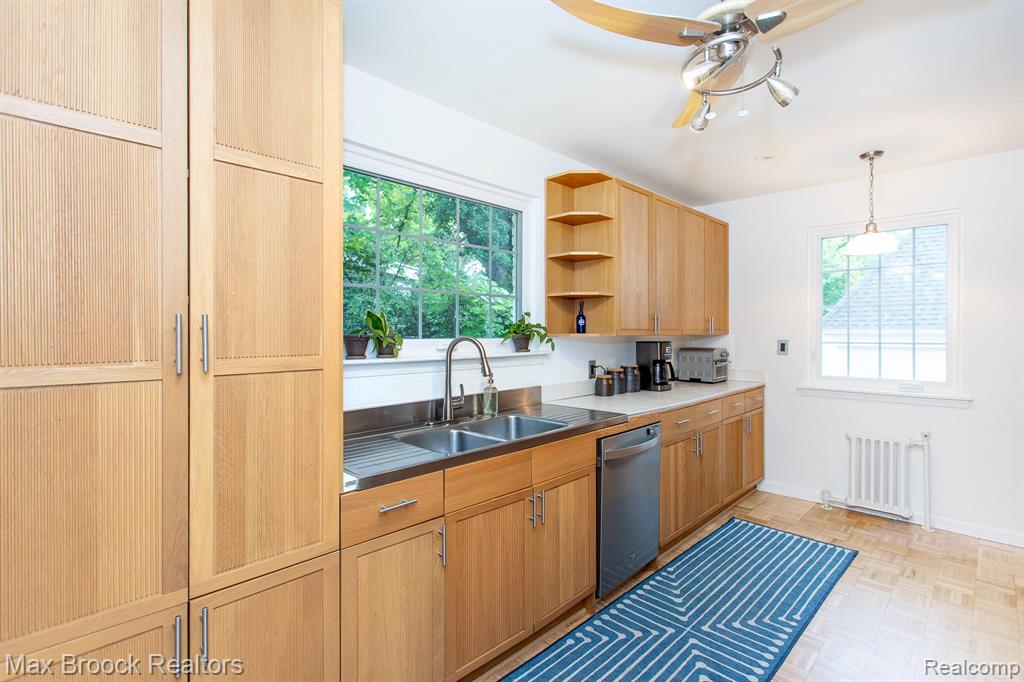 26008 Pembroke Road, Huntington Woods, MI — Photo 27