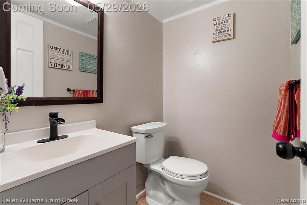 5795 Thorny Ash Road, Rochester, MI 48306 — Photo 20