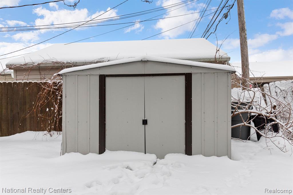 39661 ARBOR Street, Harrison Township, MI — Photo 35