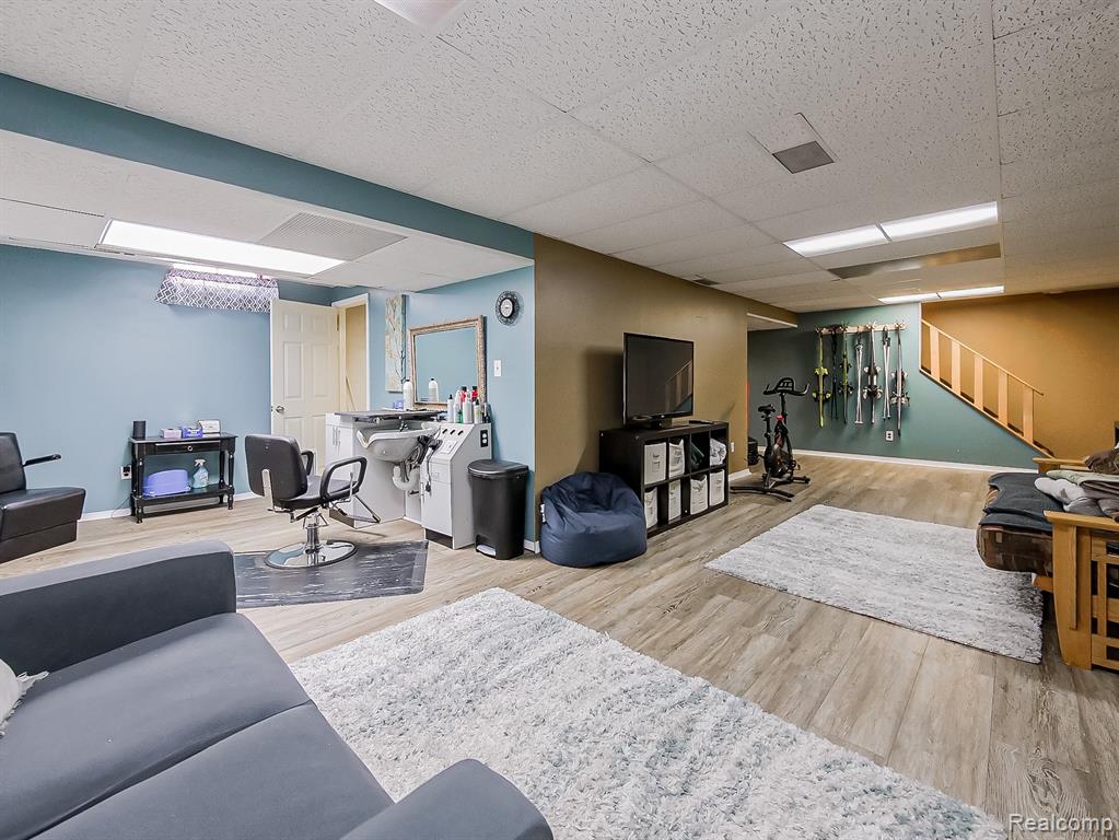 25911 Buckminster Drive, Novi, MI — Photo 33