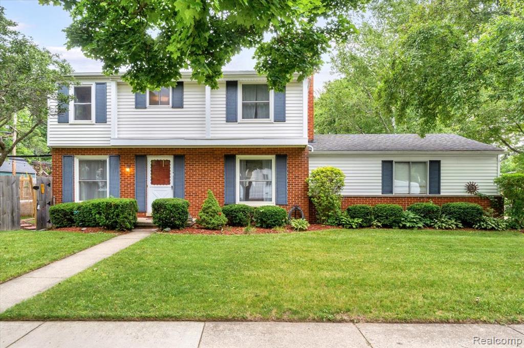 665 Langley Boulevard, Clawson, MI — Photo 2