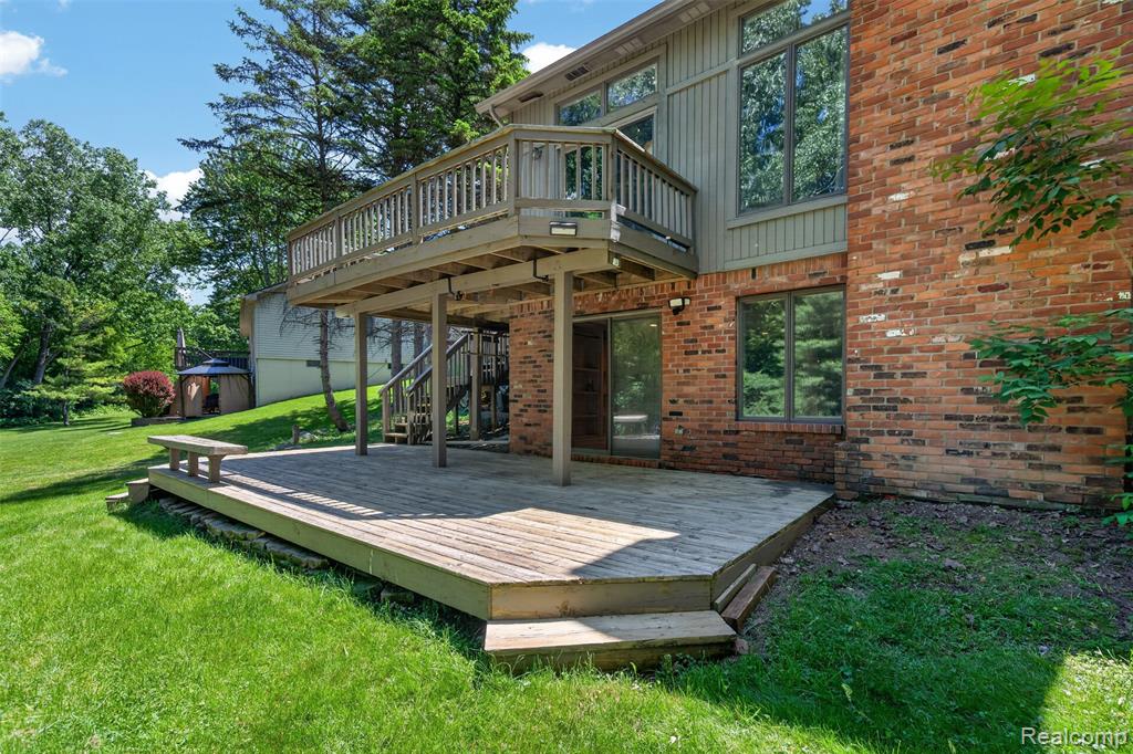 8694 Brazos Court, White Lake, MI — Photo 37