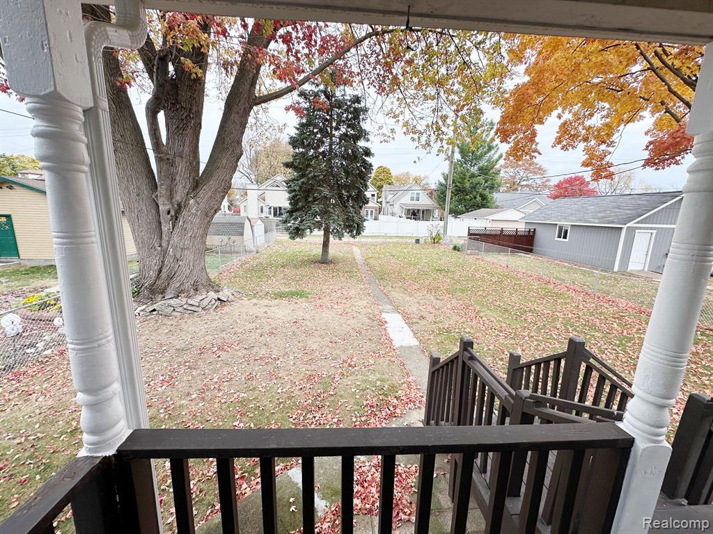 426 PLUM Street, Wyandotte, MI 48192 — Photo 44