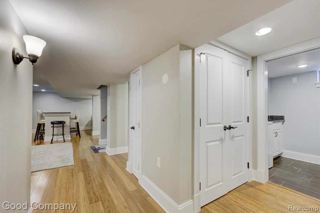 924 Marywood Drive, Royal Oak, MI 48067 — Photo 43