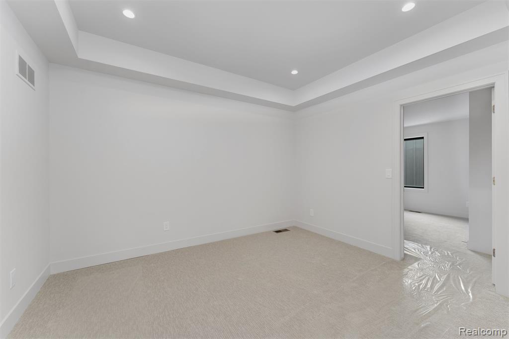 66 South Trail Court, Troy, MI 48083 — Photo 31