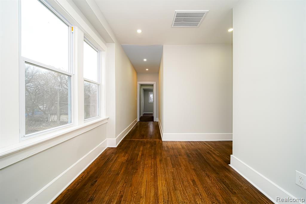 709 Ashland Street, Detroit, MI 48215 — Photo 45