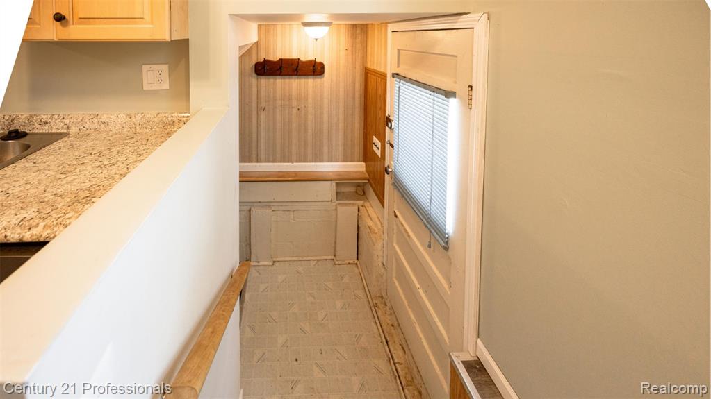 516 Renshaw Street, Rochester, MI 48307 — Photo 33