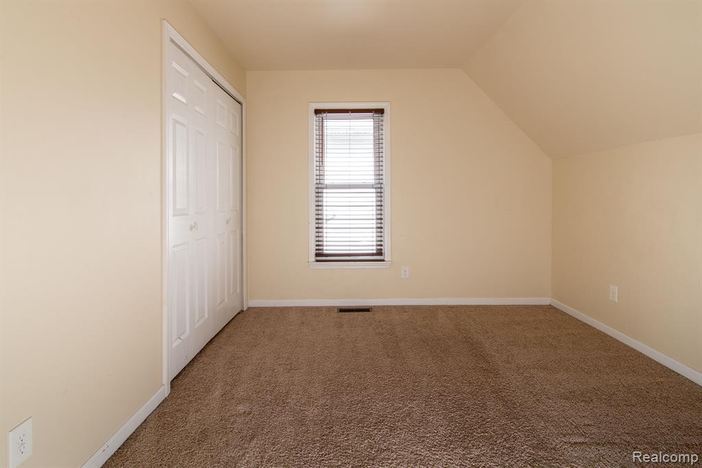 611 PLUM Street, Wyandotte, MI 48192 — Photo 21