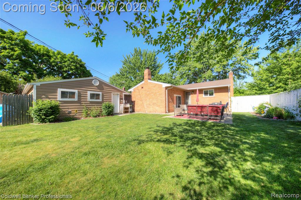 373 Tilmor Drive, Waterford, MI 48328 — Photo 46