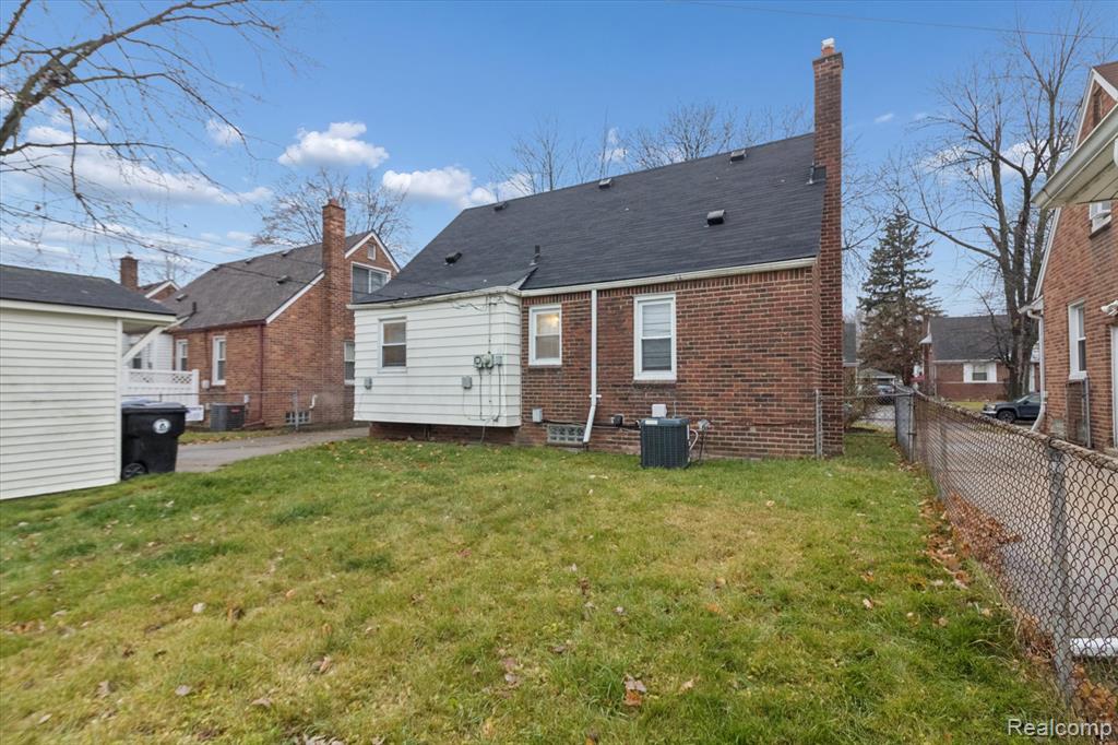 9540 Mercedes, Redford, MI 48239 — Photo 39