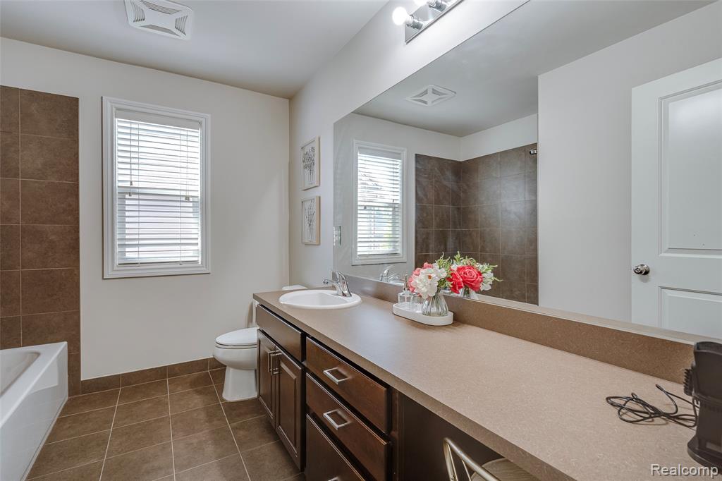 4119 Stonington Drive, Troy, MI 48085 — Photo 52