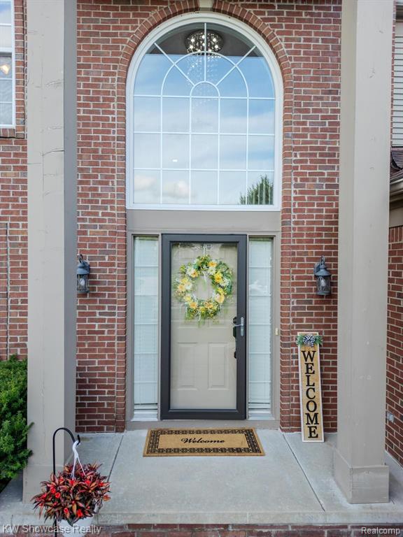 8258 HUMMINGBIRD Drive, Ypsilanti, MI 48197 — Photo 11