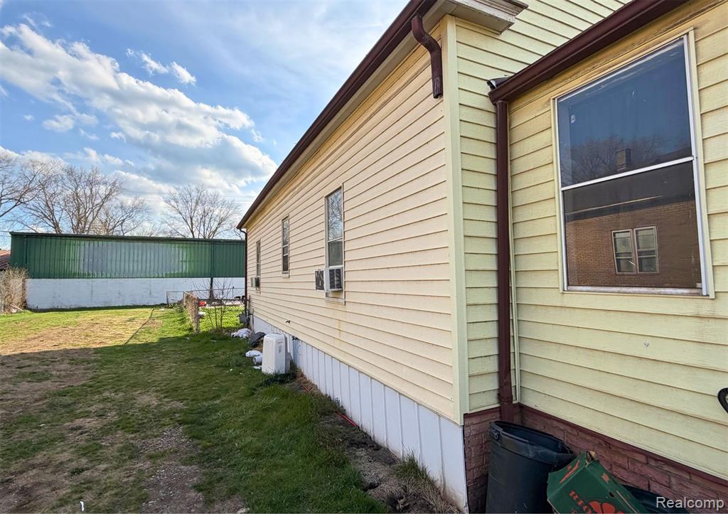 26 E Woodward Street, Ecorse, MI 48229 — Photo 9