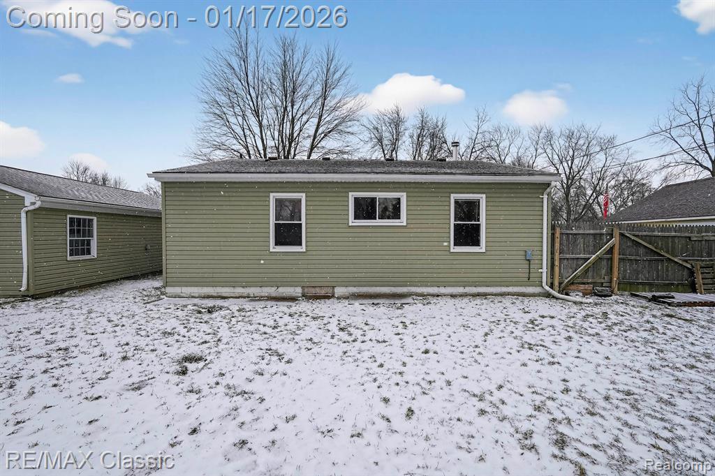 7346 S Shaker Drive, Waterford, MI 48327 — Photo 30