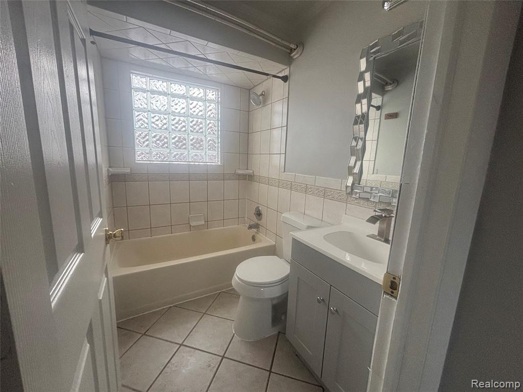 423 SHOTKA Street, Westland, MI 48186 — Photo 9