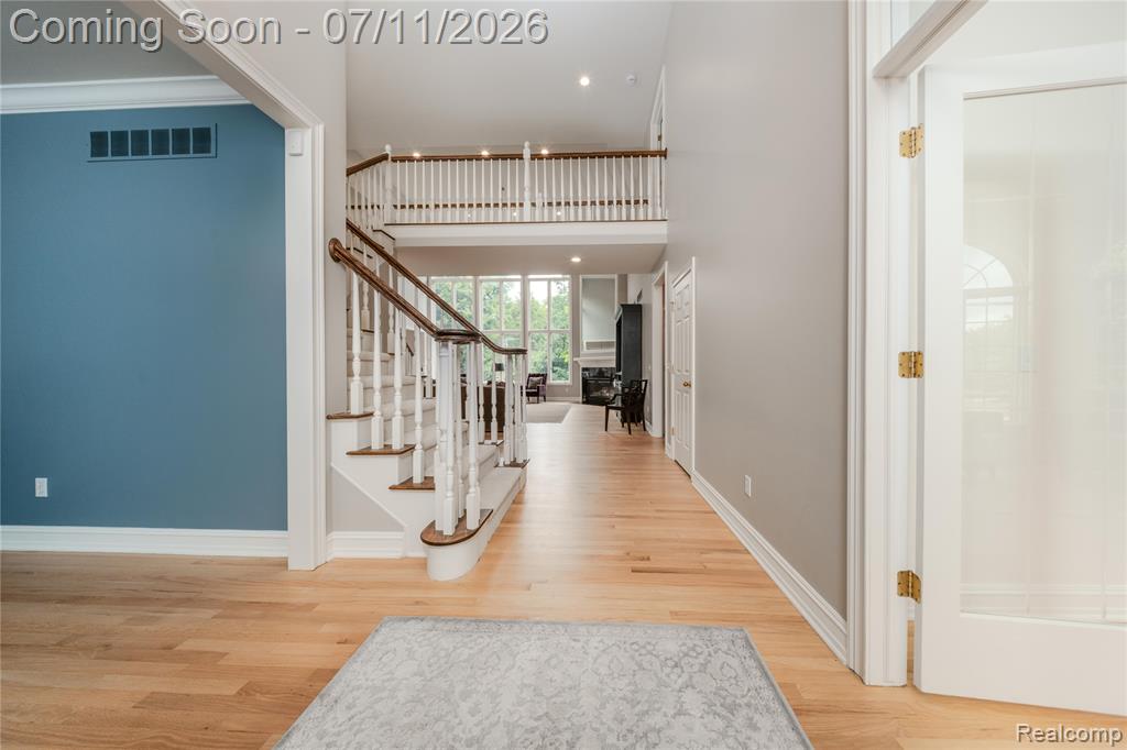 819 Majestic Drive, Rochester Hills, MI 48306 — Photo 5