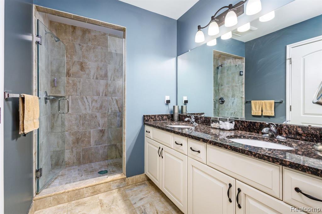 7391 PARK TERRACE Lane, Shelby Twp, MI 48317 — Photo 32