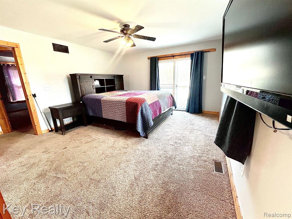 40030 WILLIS Road, Belleville, MI 48111 — Photo 34