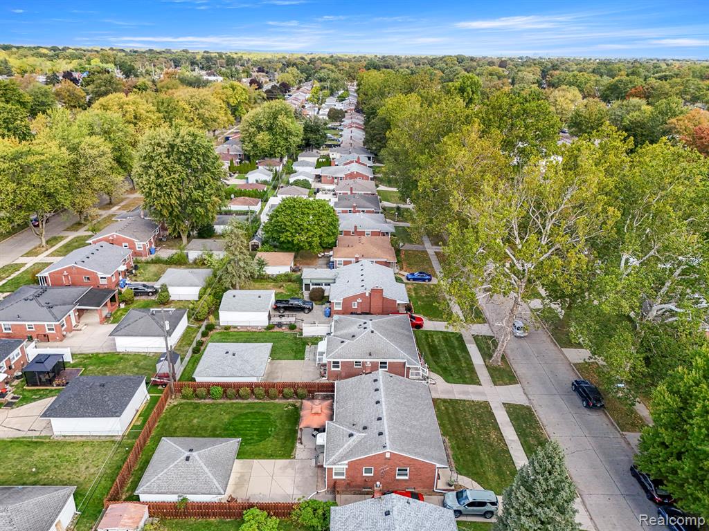8255 Kinmore Street, Dearborn Heights, MI 48127 — Photo 39
