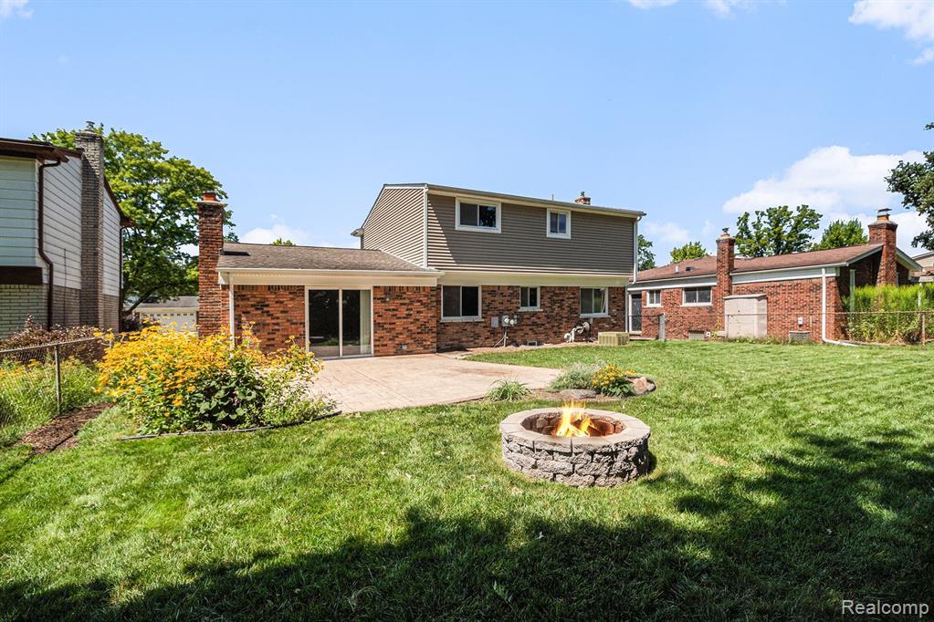 7370 Irongate Road, Canton, MI 48187 — Photo 35