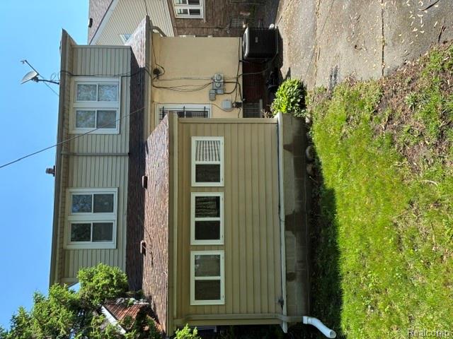 269 Eastlawn Street, Detroit, MI 48215 — Photo 22