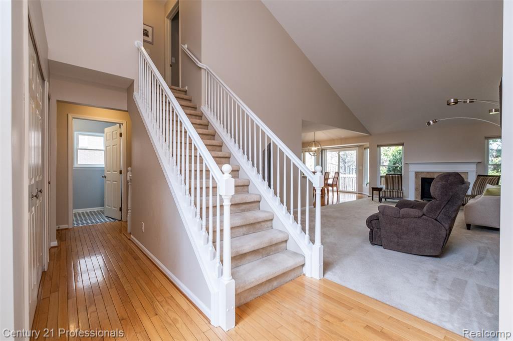 3901 Arbor Drive, Auburn Hills, MI 48326 — Photo 9