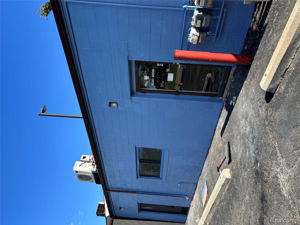 31100 Hoover, STE 2 Road, Warren, MI 48093