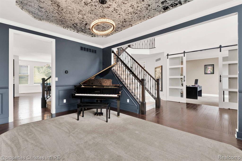 10486 Stoney Point Drive, South Lyon, MI 48178 — Photo 9