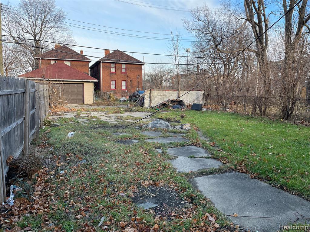9400 WILDEMERE Street, Detroit, MI 48206 — Photo 9