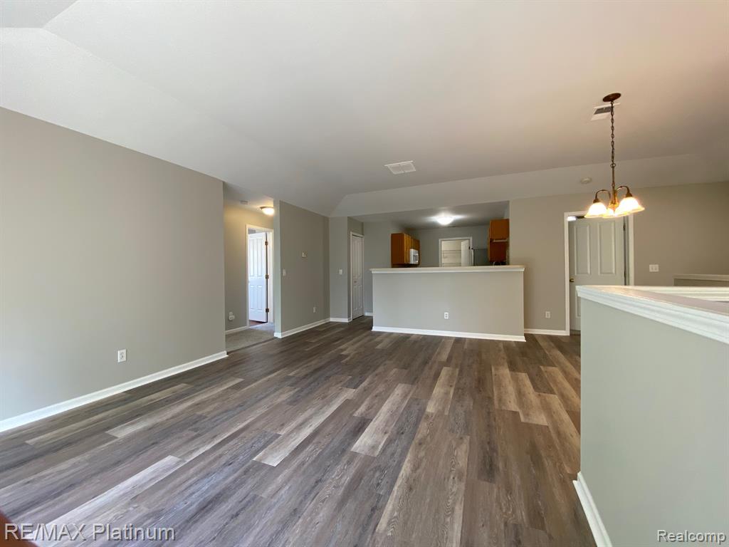 4153 Hampton Ridge Boulevard, 3, Howell, MI 48843 — Photo 6