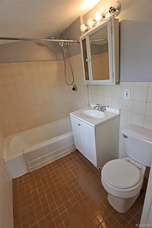19361 Wakenden, Redford, MI 48240 — Photo 24