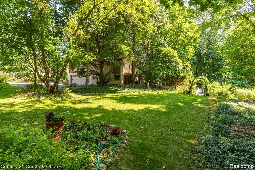 44253 CHEDWORTH Drive, Northville, MI 48167 — Photo 54