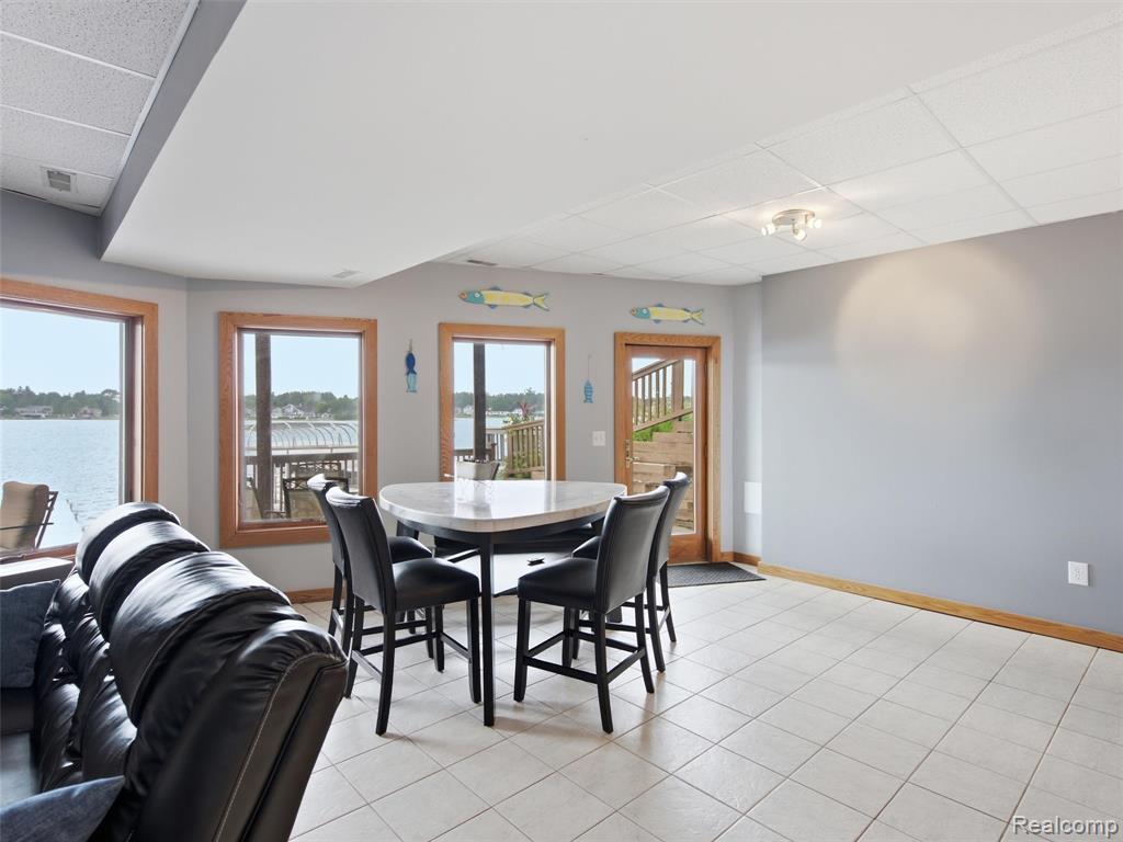 14292 Westman Drive, Fenton, MI 48430 — Photo 18