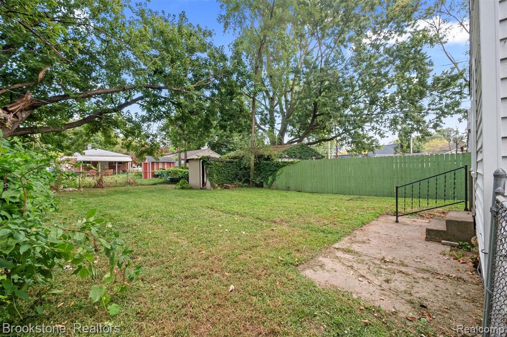 5689 Cornell Street, Dearborn Heights, MI 48125 — Photo 23