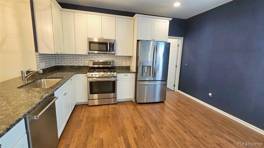 3059 Bridgewater Road, Auburn Hills, MI 48326 — Photo 9