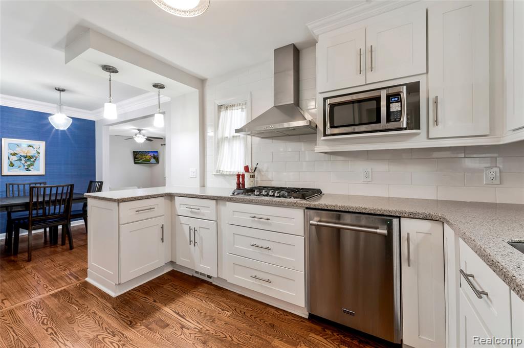 10054 Lincoln Drive, Huntington Woods, MI — Photo 21