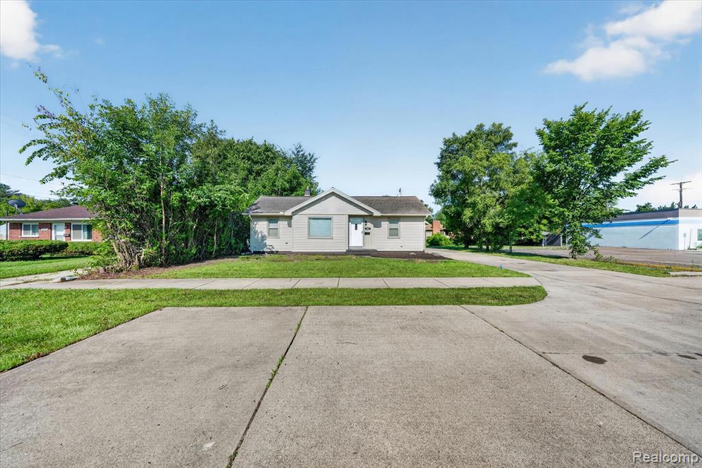 2061 Inkster Road, Garden City, MI — Photo 3