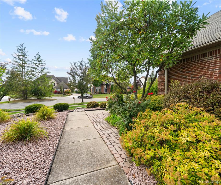 49068 Poppleton Court, Canton, MI 48187 — Photo 13