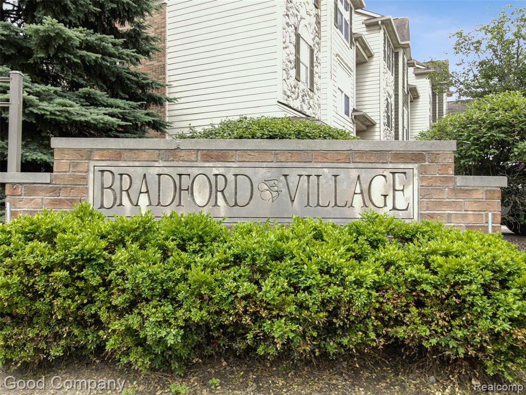 4742 Maddie Lane, Dearborn, MI 48126 — Photo 47