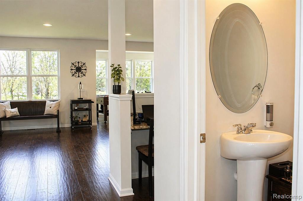 860 Backshore Drive, Canton, MI 48187 — Photo 36