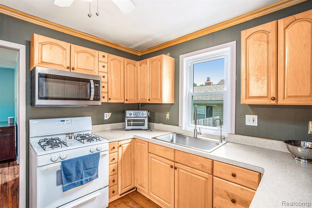 229 W Lafayette Street, Romeo, MI 48065 — Photo 10